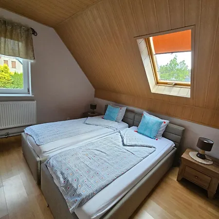 Dom Caloroczny Tomek Apartamento