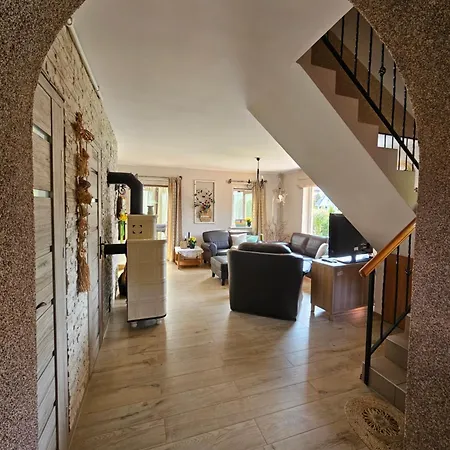 Dom Caloroczny Tomek Daire