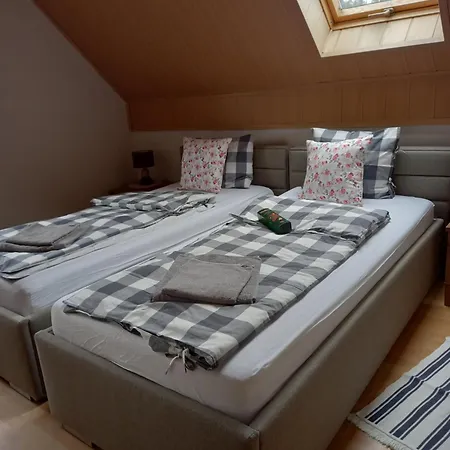 Dom Caloroczny Tomek * Kopalino