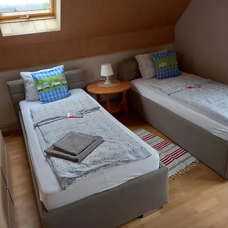 Dom Caloroczny Tomek * Kopalino