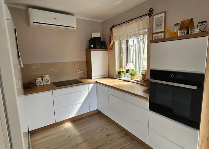 Dom Caloroczny Tomek *