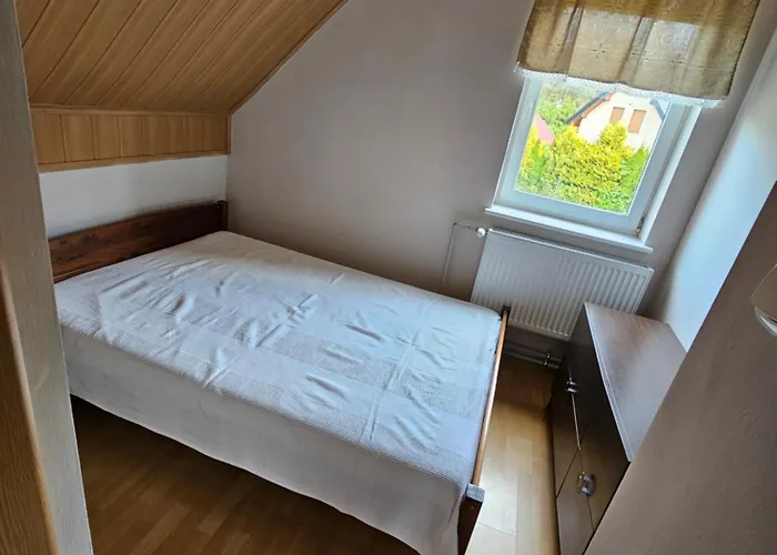 Dom Caloroczny Tomek Apartamento